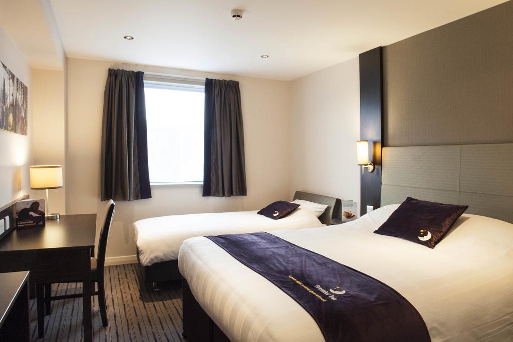 Premier Inn Norwich City Centre - Duke Street エクステリア 写真
