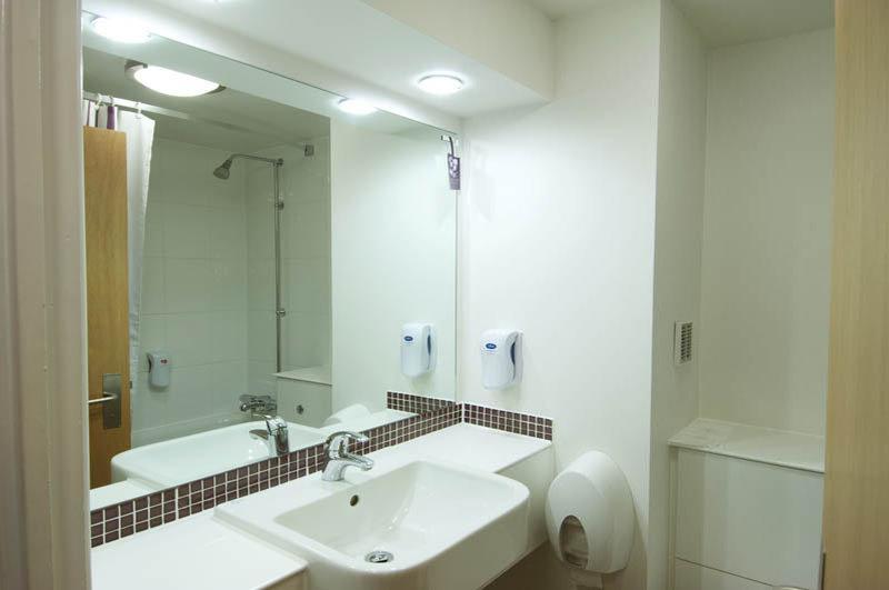 Premier Inn Norwich City Centre - Duke Street エクステリア 写真